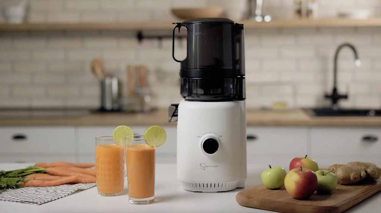 sana 818 - pionowa, kompaktowa wyciskarka wolnoobrotowa